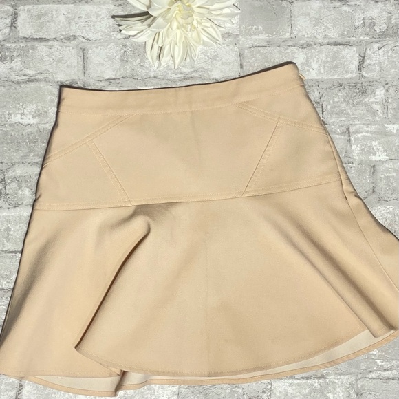 SOLD | 🔥SALE🔥 Club Monaco Cream Circle Skater Lined Skirt - Picture 7 of 16